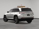 New 2025 Jeep Grand Cherokee Altitude image 4