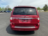Used 2015 Chrysler Town & Country Touring image 6