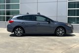 Used 2017 Subaru Impreza 2.0i image 3