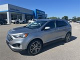 Used 2020 Ford Edge Titanium image 4