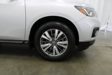 Used 2020 Nissan Pathfinder SV image 4