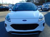 Used 2021 Ford Escape SE w/ Cold Weather Package image 2