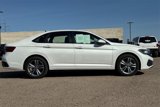 Used 2024 Volkswagen Jetta SE image 3