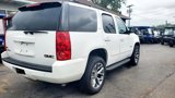 Used 2011 GMC Yukon SLT w/ SLT-2 Equipment Package image 5