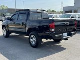 Used 2018 Toyota Tacoma SR image 5
