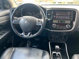 Used 2019 Mitsubishi Outlander SEL image 2
