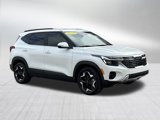Used 2024 Kia Seltos EX image 2