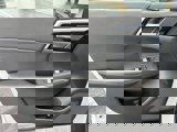 Used 2022 Mitsubishi Outlander SE image 3