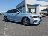 Used 2022 Honda Civic Touring image 2