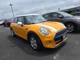 Used 2016 MINI Cooper 4-Door Hardtop image 3