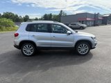 Used 2016 Volkswagen Tiguan SE image 6