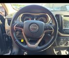 Used 2017 Jeep Cherokee Limited image 4