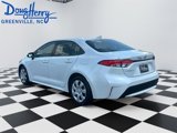 Used 2022 Toyota Corolla LE image 3