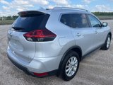Used 2020 Nissan Rogue SV image 5