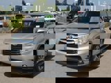 Used 2015 Toyota Highlander LE image 2