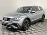 Used 2022 Volkswagen Tiguan SE image 4