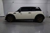 Used 2013 MINI Cooper Hardtop image 2