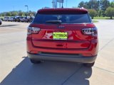 New 2025 Jeep Compass Latitude image 3