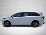 Used 2024 Toyota Sienna LE image 2