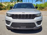 New 2025 Jeep Grand Cherokee Altitude image 2