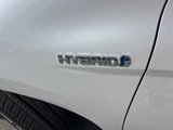 Used 2020 Toyota Camry XLE image 3