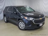 Used 2020 Chevrolet Traverse LS image 2