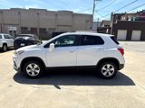 Used 2017 Chevrolet Trax LT w/ LT Convenience Package image 4