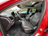 Used 2019 Jeep Cherokee Trailhawk image 4
