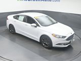 Used 2018 Ford Fusion SE w/ Equipment Group 201A image 2