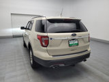 Used 2018 Ford Explorer XLT w/ Equipment Group 202A image 5