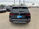 New 2024 Volkswagen Taos SE image 5