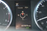 Used 2017 Toyota Highlander SE image 2