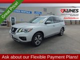 Used 2017 Nissan Pathfinder SV image 4