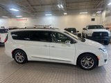 Used 2018 Chrysler Pacifica Limited image 5