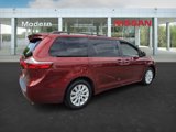 Used 2016 Toyota Sienna XLE image 5
