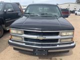 Used 1994 Chevrolet Suburban 2WD image 2