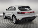 Used 2025 Porsche Macan image 3