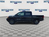 Used 2015 Nissan Titan SV w/ SV Value Truck Package image 5