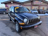 Used 2005 Jeep Liberty Limited image 2