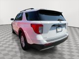 Used 2022 Ford Explorer XLT w/ Equipment Group 202A image 5