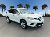 Used 2014 Nissan Rogue SV image 3