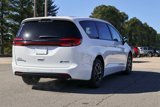 New 2024 Chrysler Pacifica Select w/ Uconnect Theater Family Group image 5