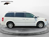 Used 2008 Chrysler Town & Country Touring image 2
