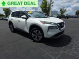 Used 2021 Nissan Rogue SV image 2