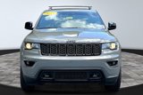 Used 2019 Jeep Grand Cherokee Laredo image 3