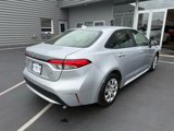 Used 2022 Toyota Corolla LE image 2