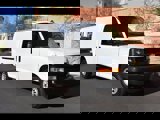 Used 2018 Chevrolet Express 3500 Extended image 2