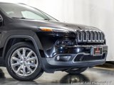 Used 2017 Jeep Cherokee Limited image 2