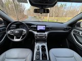 Used 2021 Ford Explorer XLT w/ Equipment Group 202A image 5