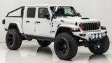 Used 2025 Jeep Gladiator Sport image 2